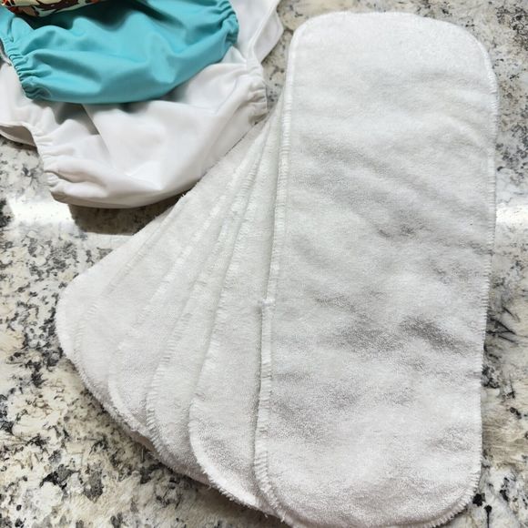 Wegreeco Cloth Diapers 6 Diapers 6 Inserts - Picture 4 of 13